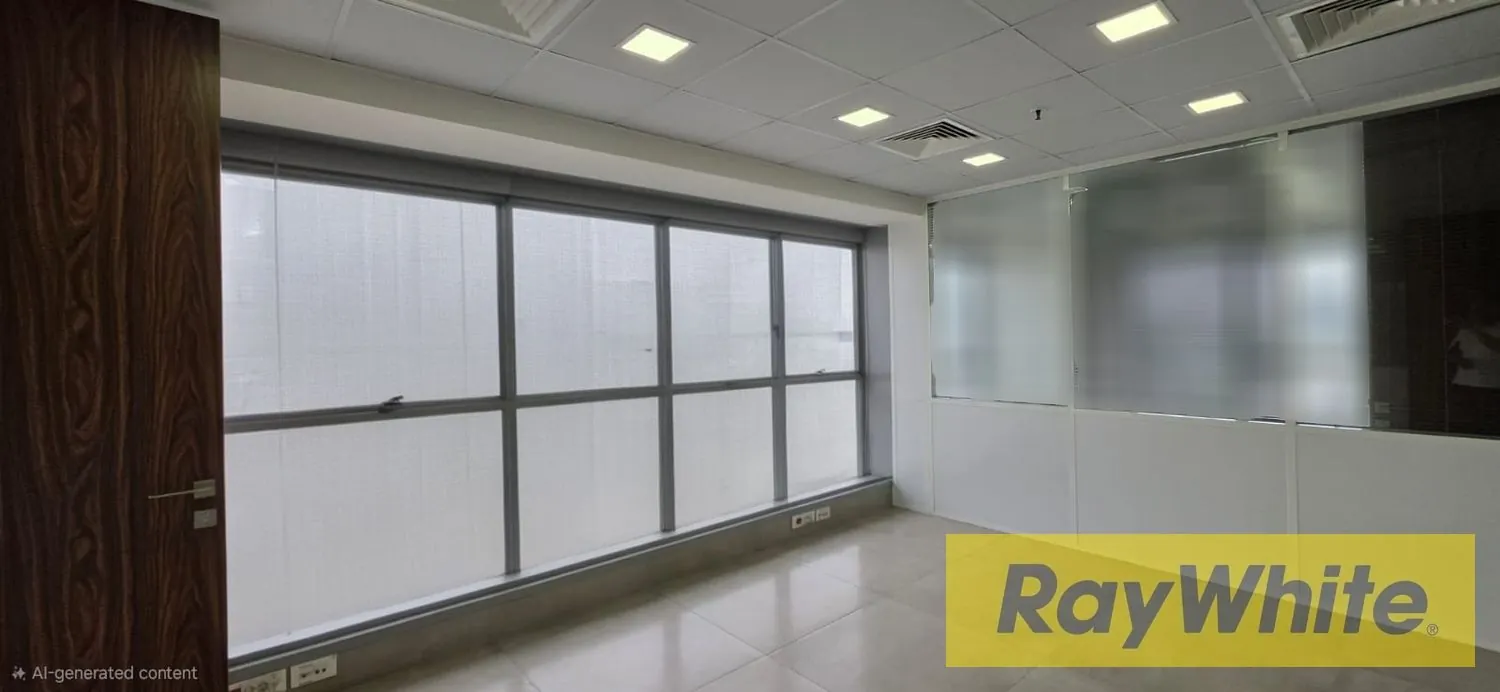 Office For Rent In Achrafieh | 204 Sqm | Prime Commercial Space — الصورة 4