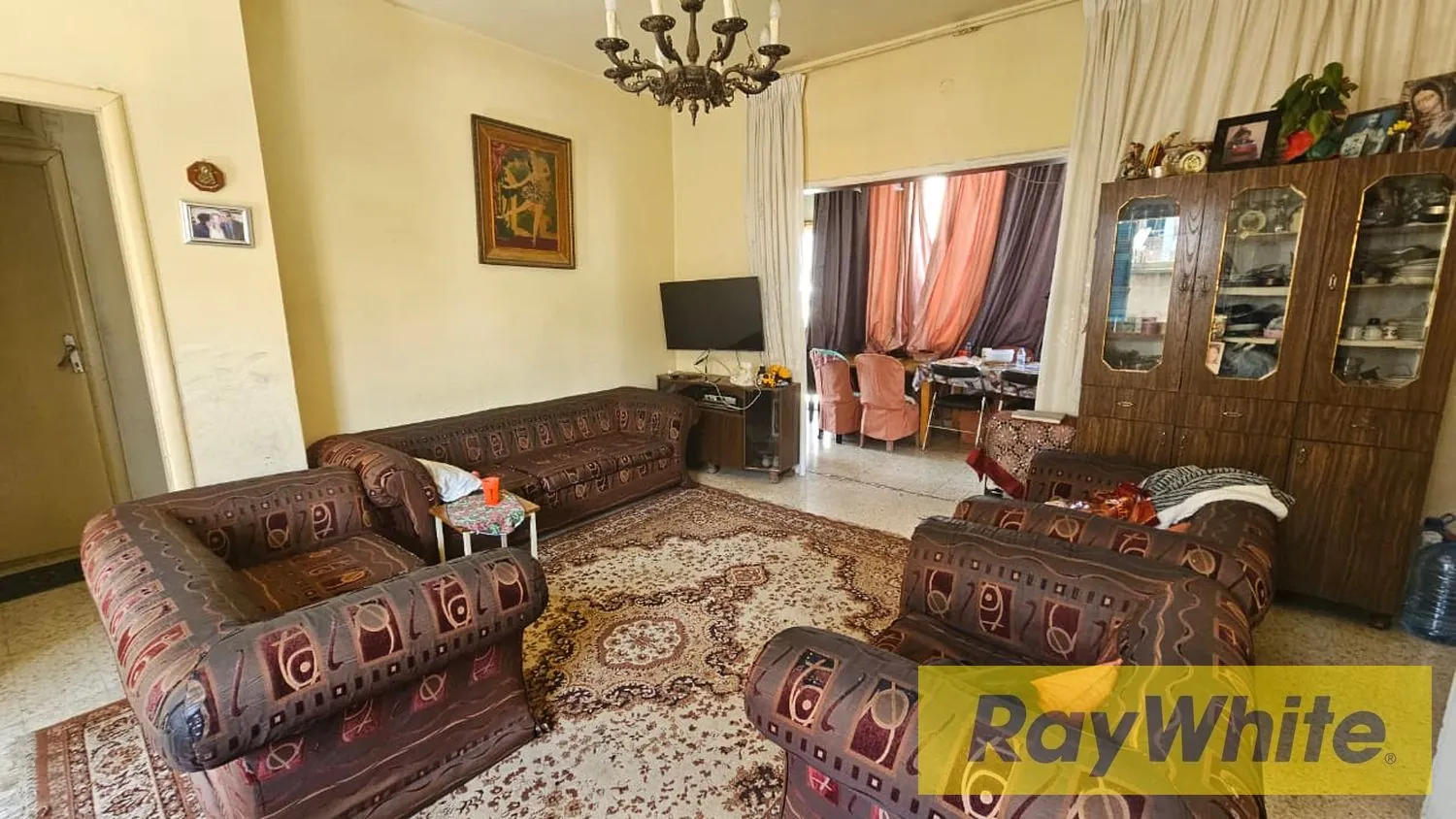 Apartment For Sale In Achrafieh | 120 Sqm — photo 2
