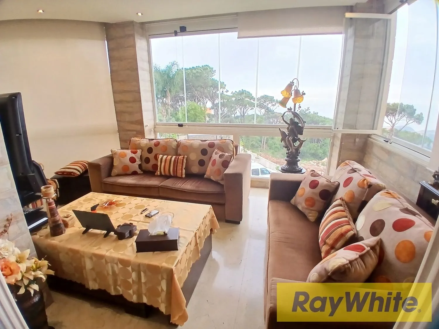 Fully Furnished Apartment For Sale In Ain Aar — الصورة 5
