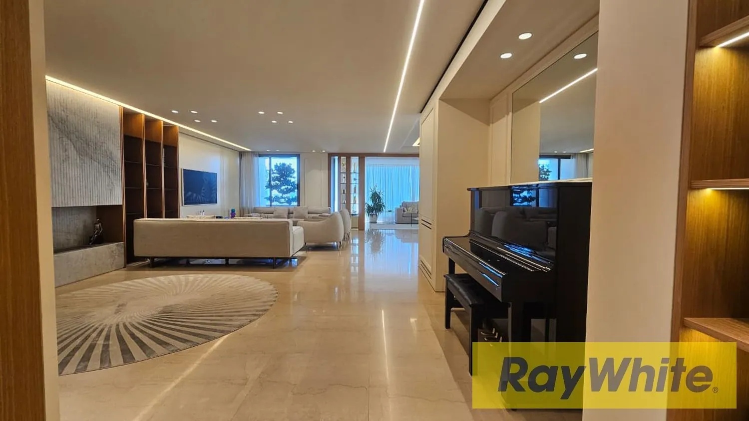Apartment For Sale In Hazmieh|prime — الصورة 3