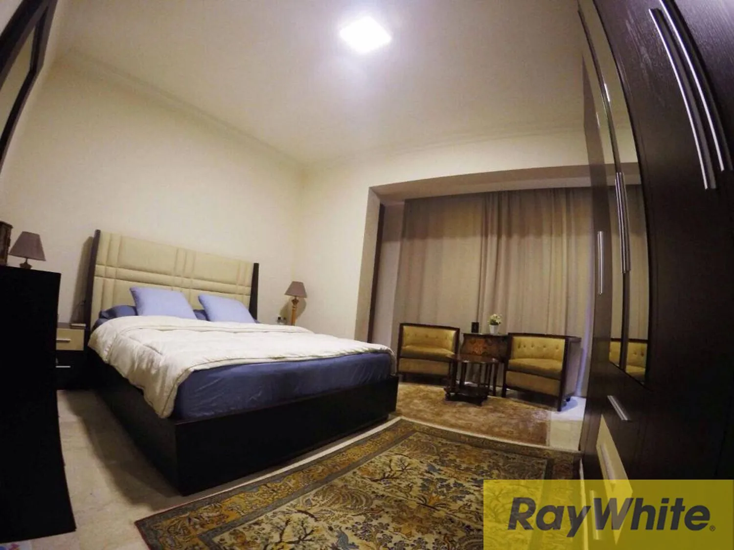 Apartment For Sale In Sanayeh — الصورة 4