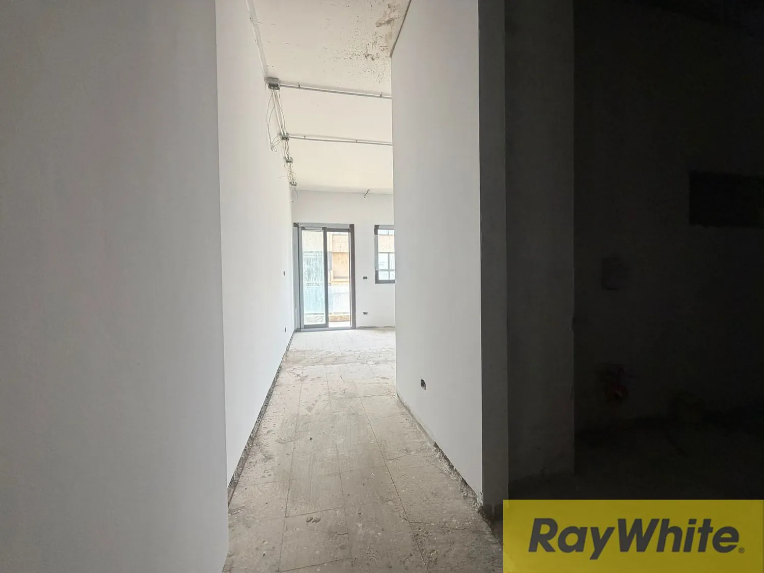 Core And Shell 500sqm Apartment In Burj El Murr With Downtown View — الصورة 2