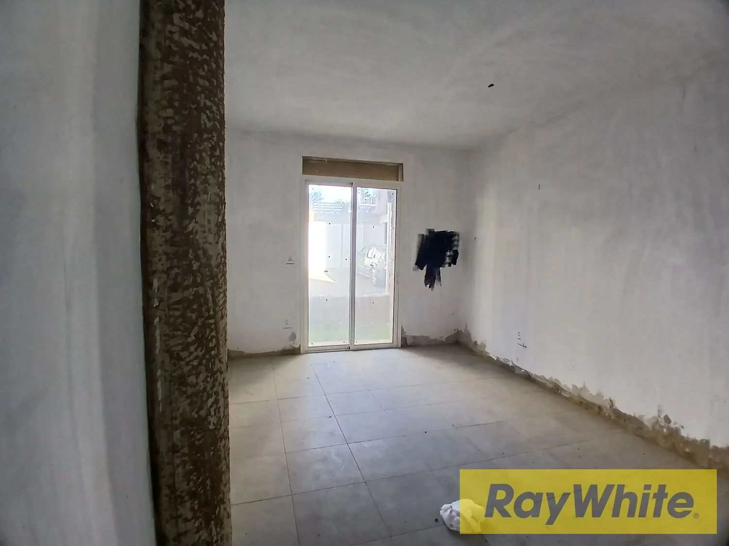 Apartment For Sale In Qornet El Hamra — photo 2