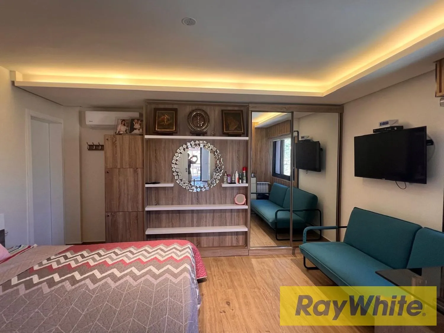 Furnished Duplex For Sale In Zaarour — الصورة 4