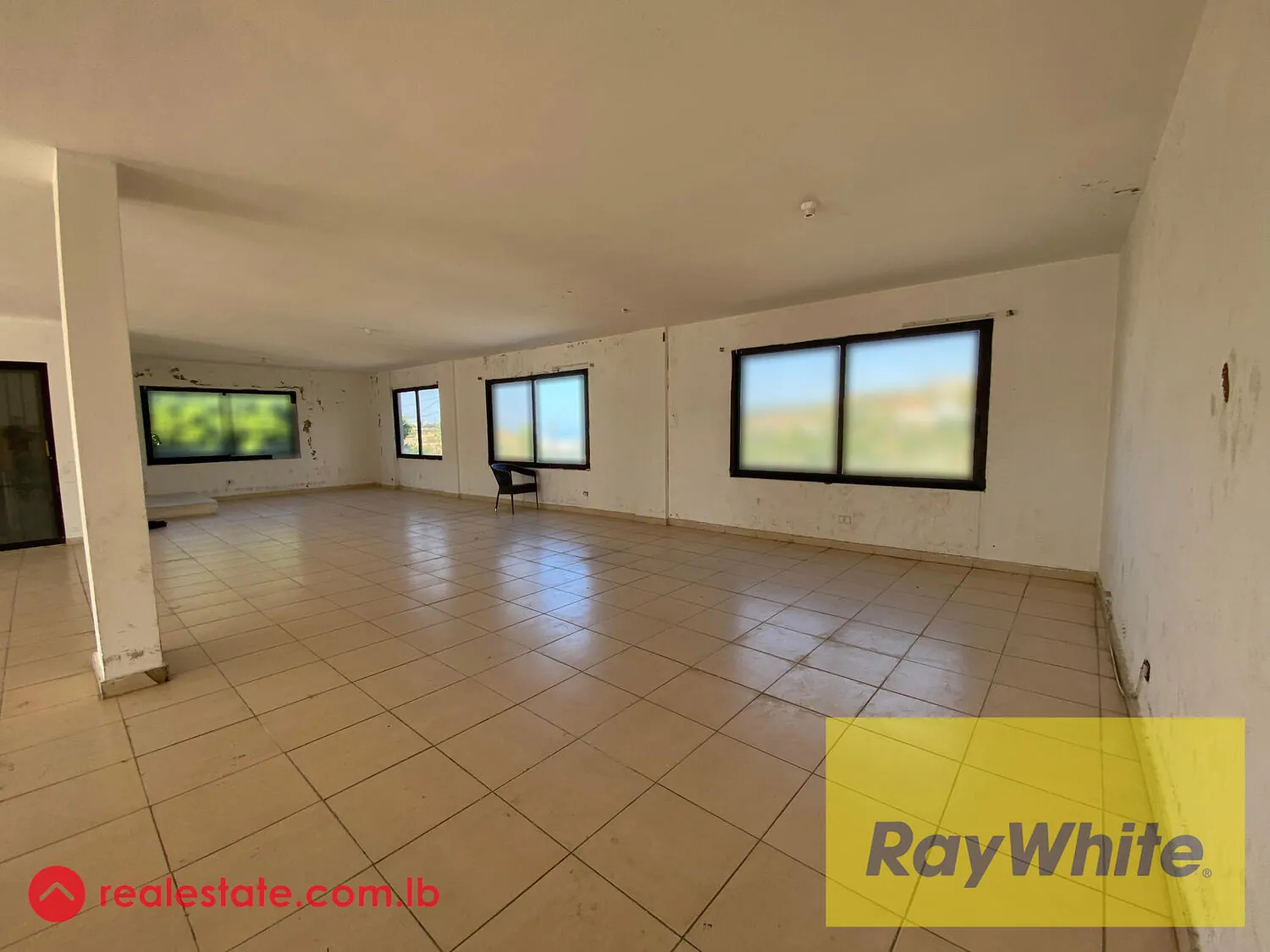 Office For Rent In Dbayeh — الصورة 2