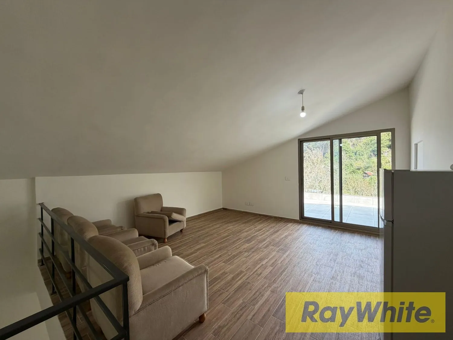 Duplex For Sale– Top Floor | Sea + Mountain Views — photo 4