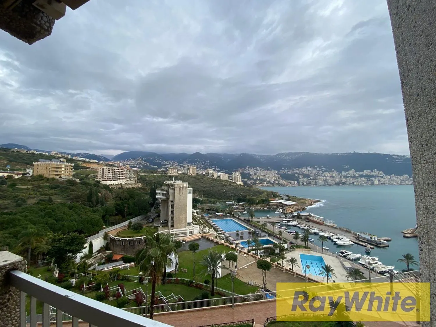 Chalet For Rent In Tabarja — الصورة 3