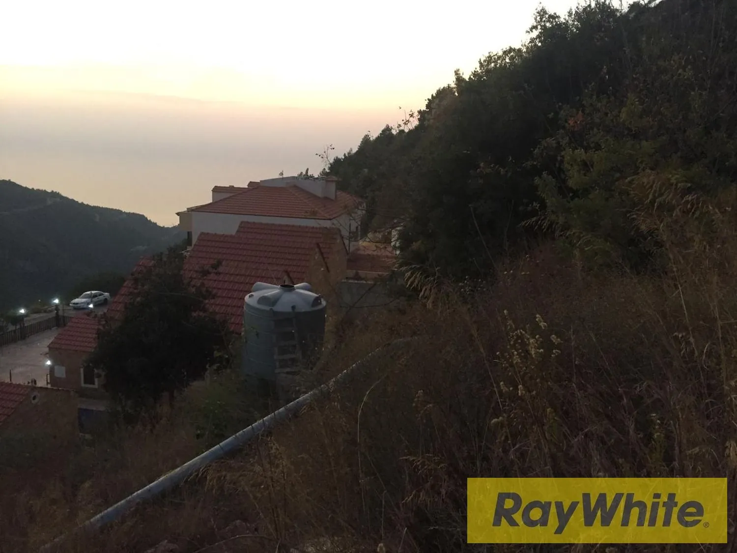 Land For Sale In Blat Jbeil — الصورة 2