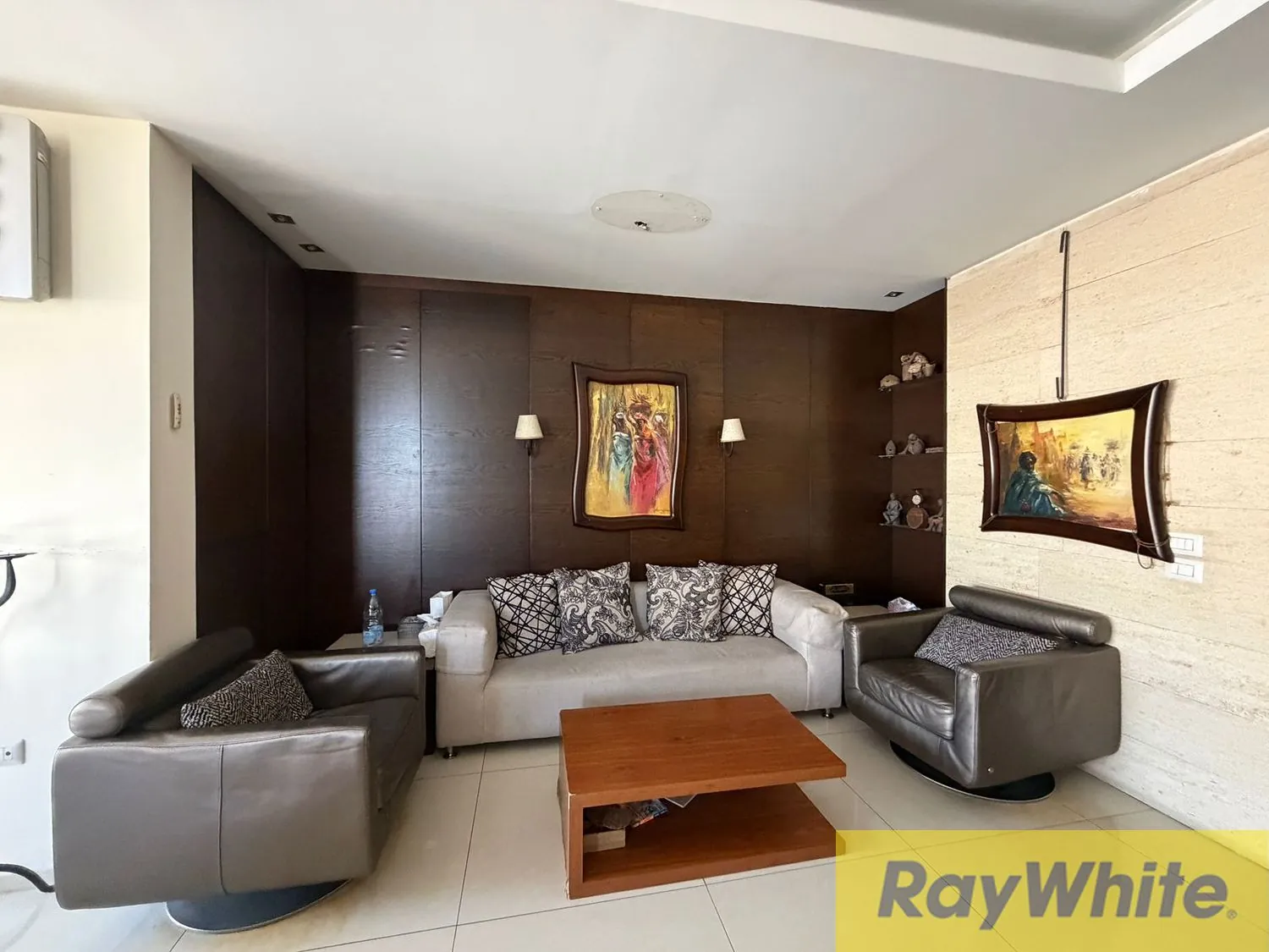 Apartment For Sale In Zarif — الصورة 2