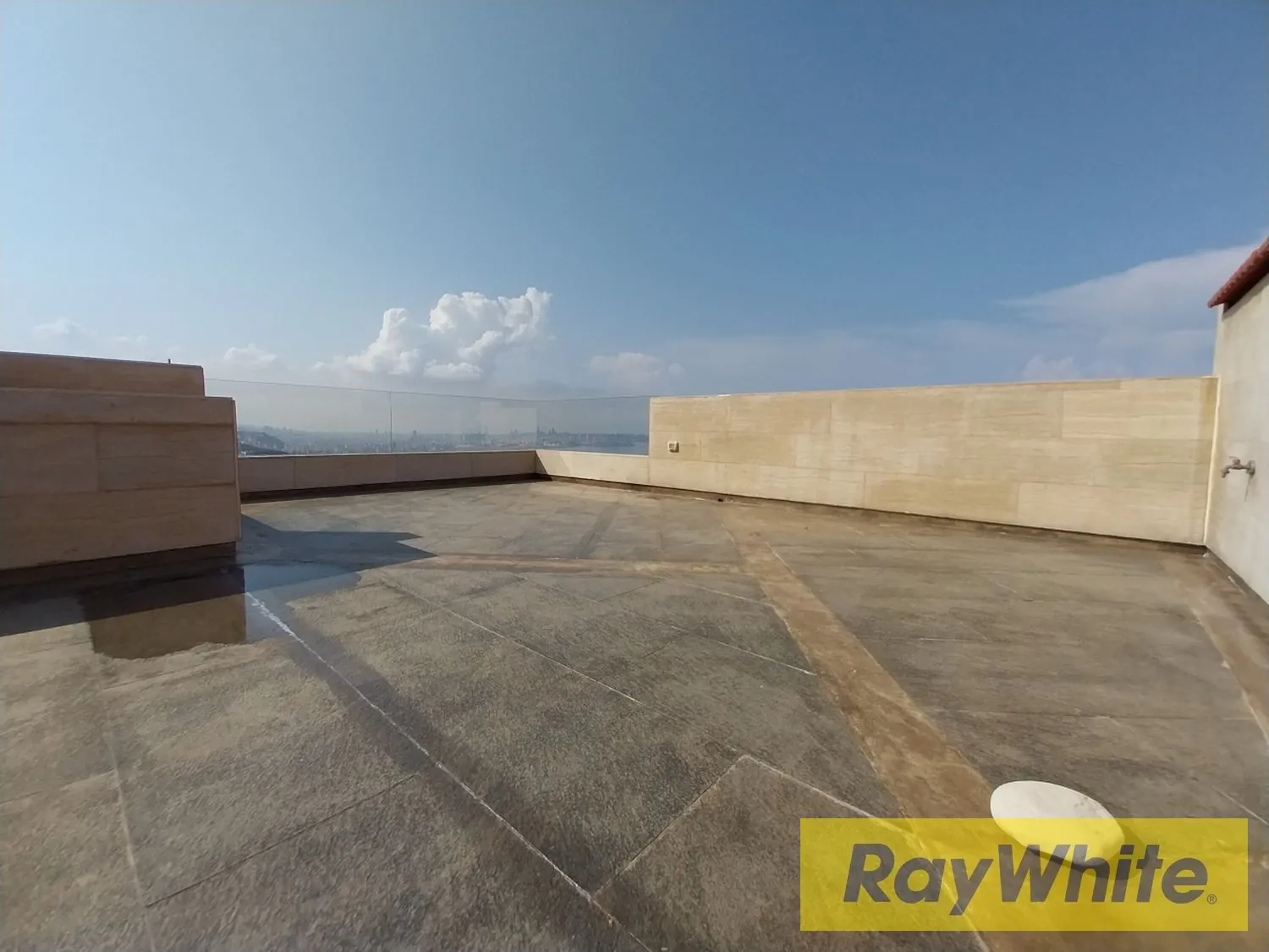 Unique Penthouse For Sale In Belle-vue – Awkar With Panoramic Sea View — الصورة 5