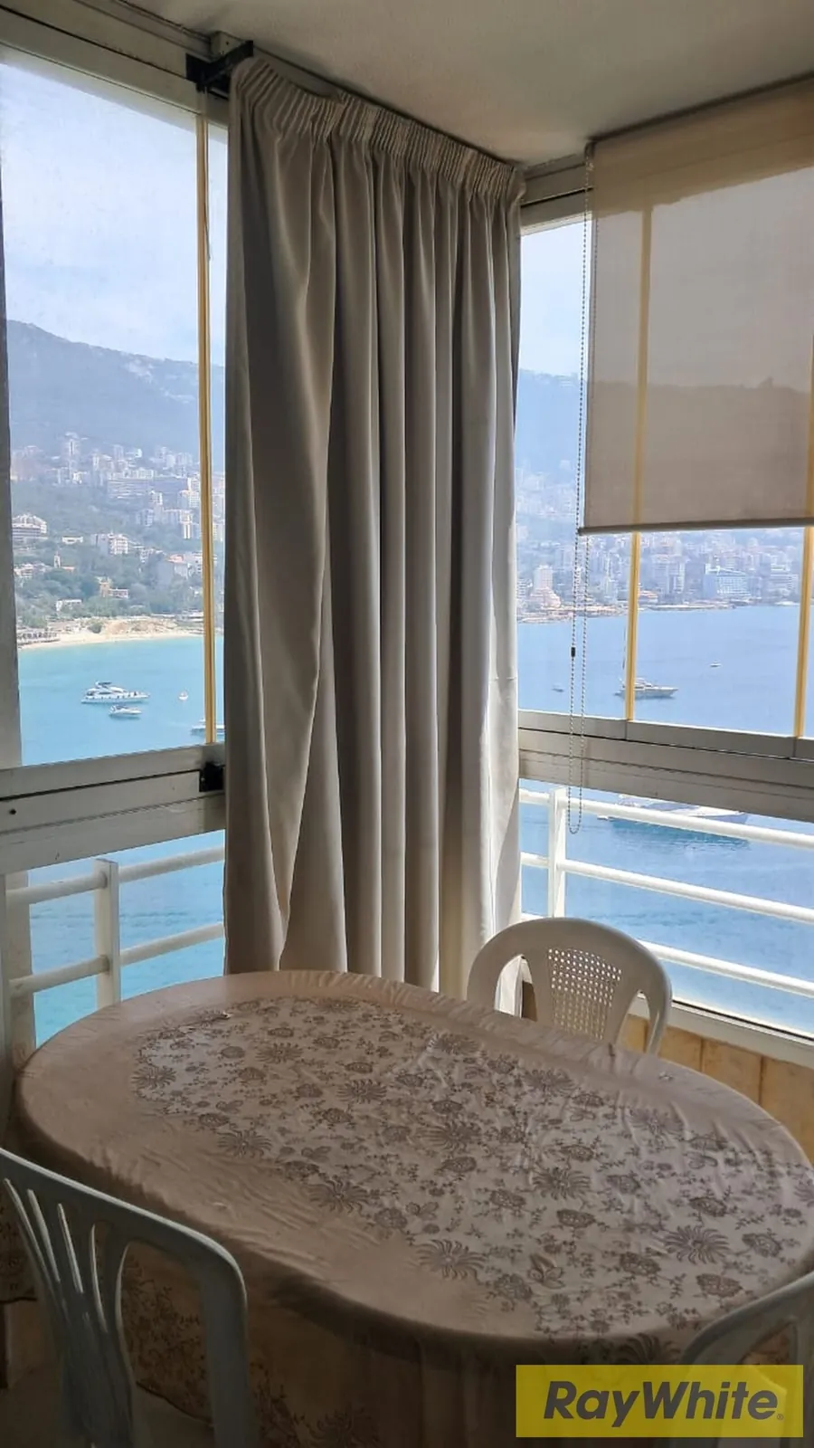 Chalet For Rent In Tabarja