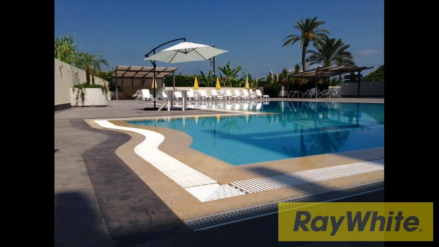 Chalet For Rent In Halat Jbeil