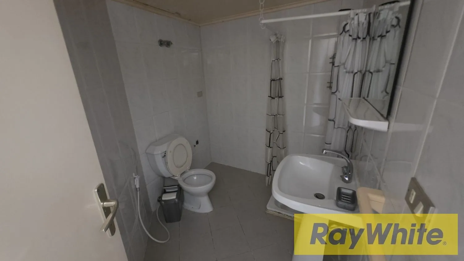 Chalet For Rent In Halat Jbeil — الصورة 3
