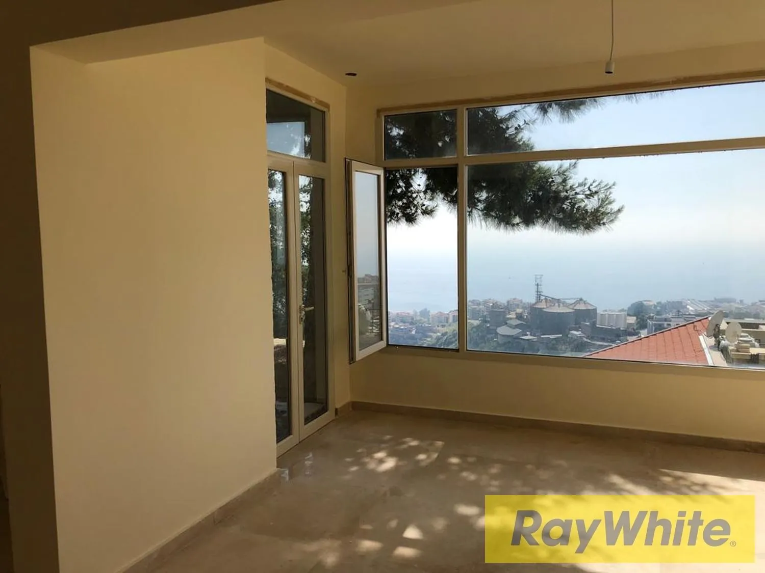 Suplex Apartment For Sale In Nahr Ibrahim Jbeil — الصورة 2