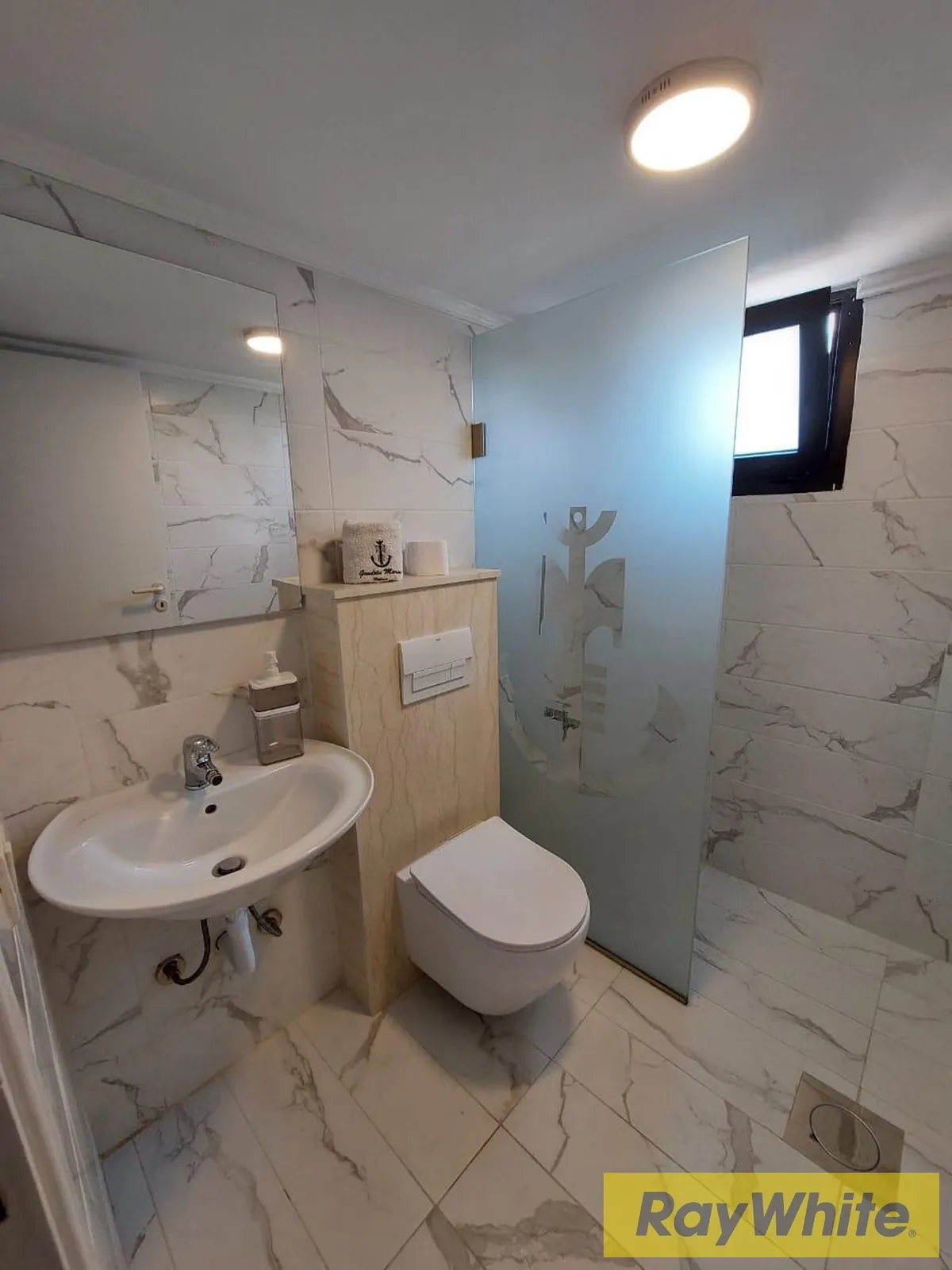 Chalet For Sale In Halat Jbeil — الصورة 4