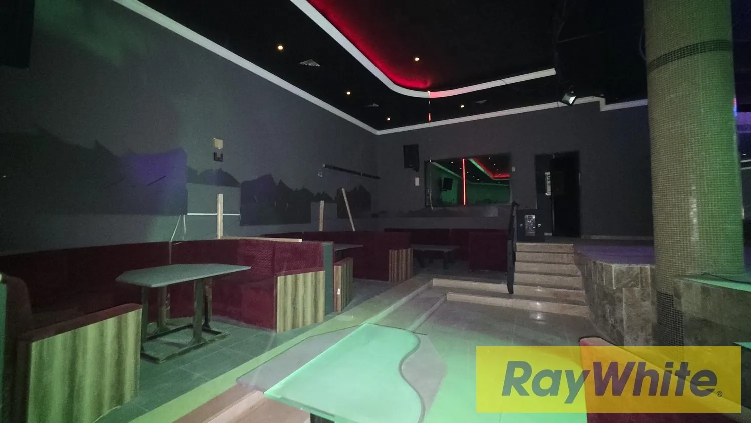 Super Night Club For Rent In Tabarja — الصورة 2