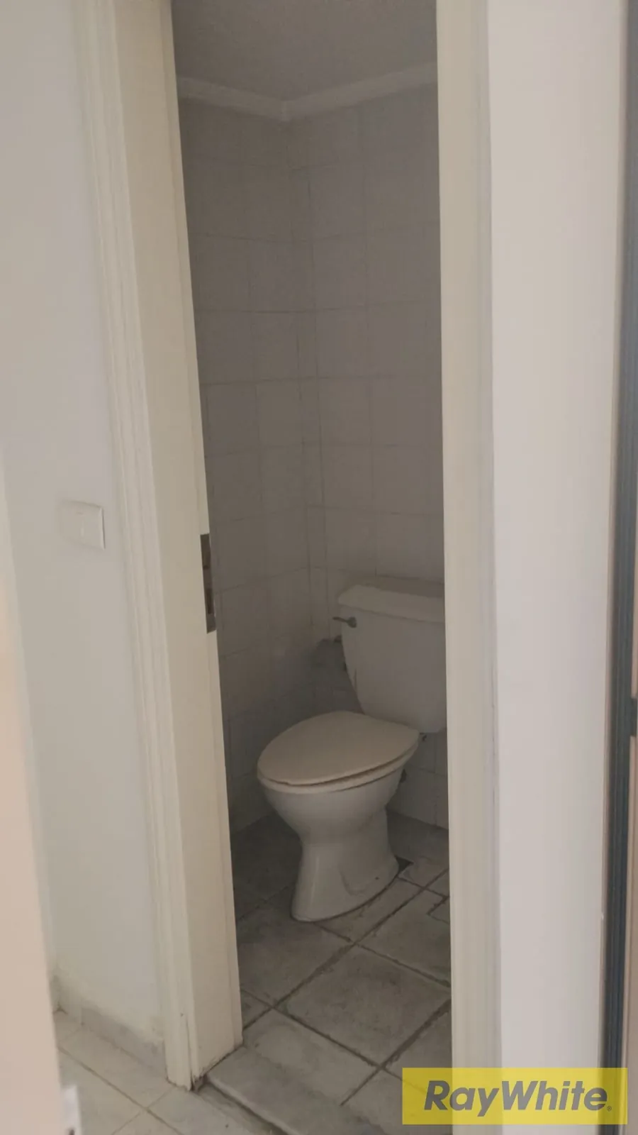 Spacious Apartment For Sale In Achrafieh With City View — الصورة 2