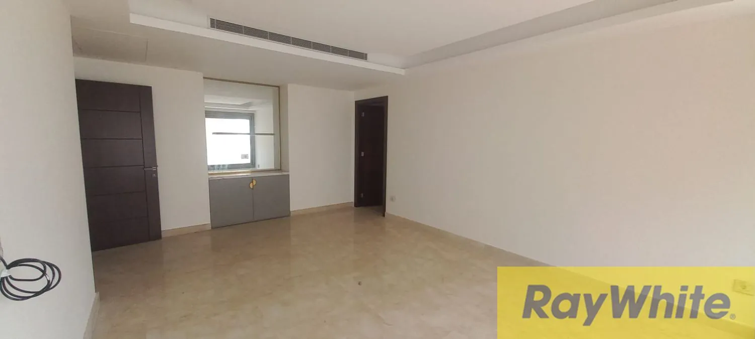 Luxury Apartment For Sale In Rawche — الصورة 4