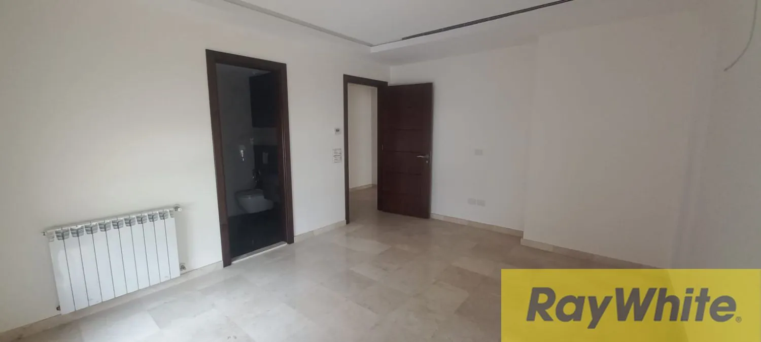 Luxury Apartment For Sale In Rawche — الصورة 5