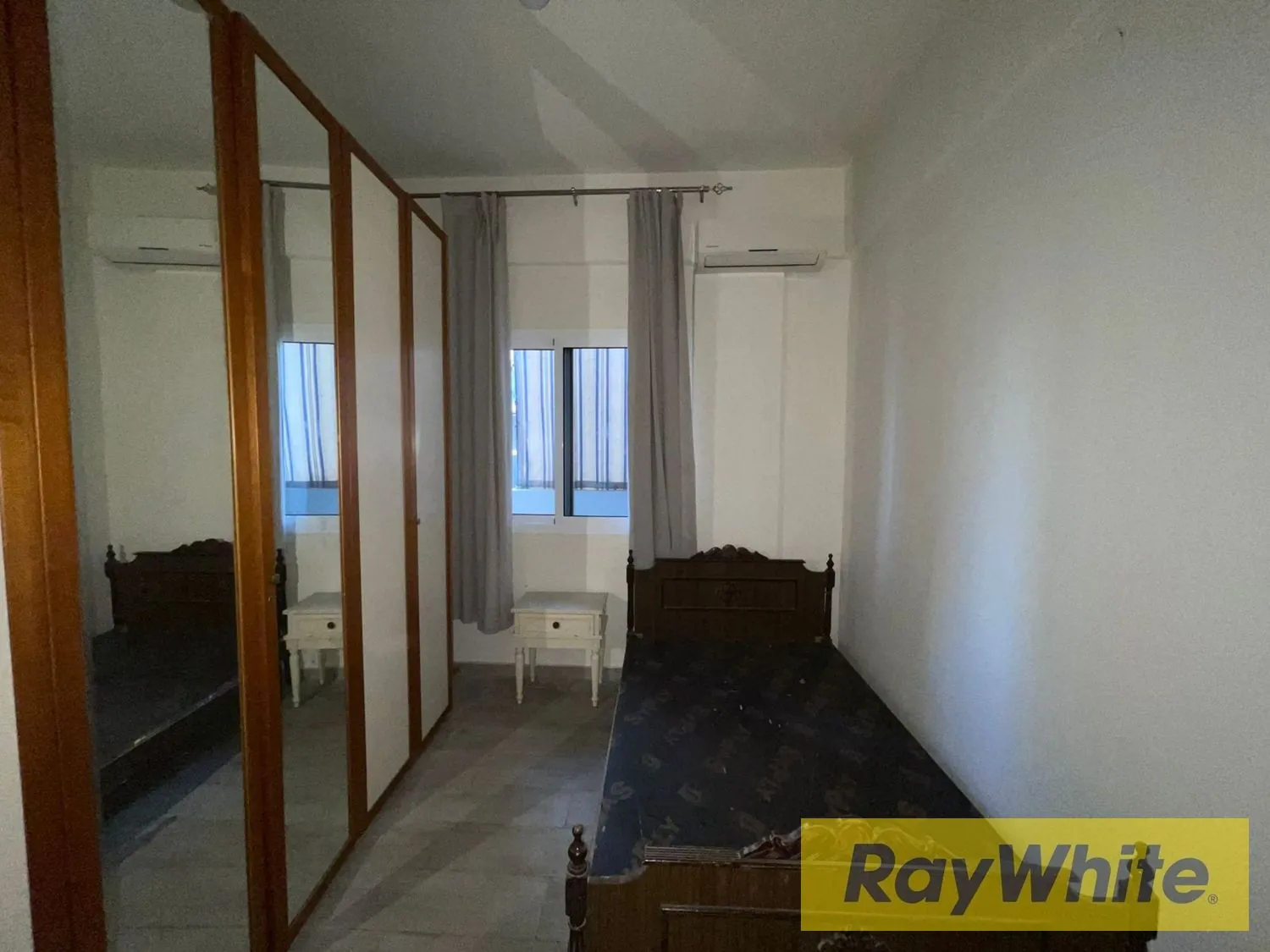 Cozy Semi-furnished Apartment For Rent In Rizk, Achrafieh — photo 4
