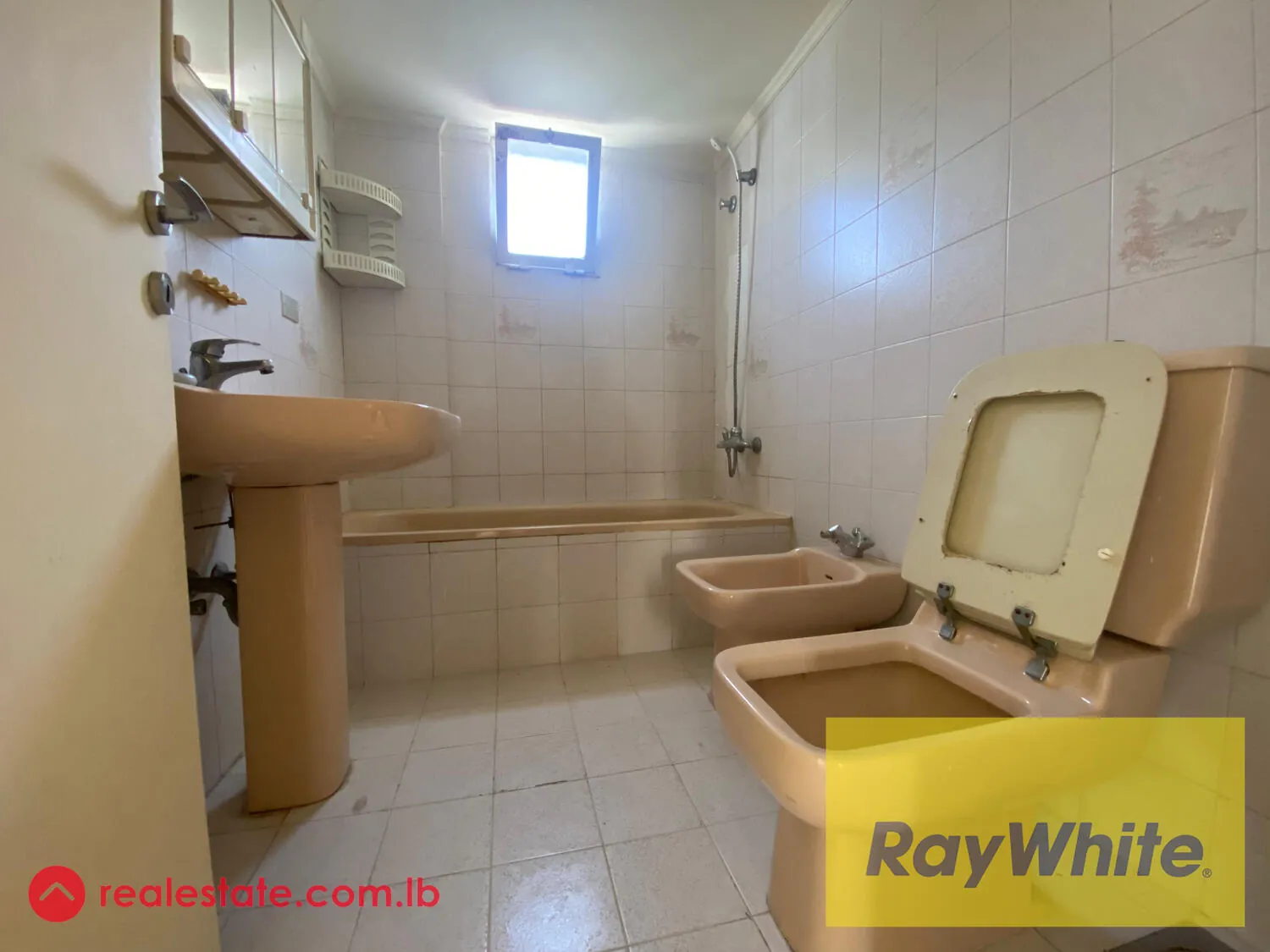 Apartment For Rent In Awkar — photo 2