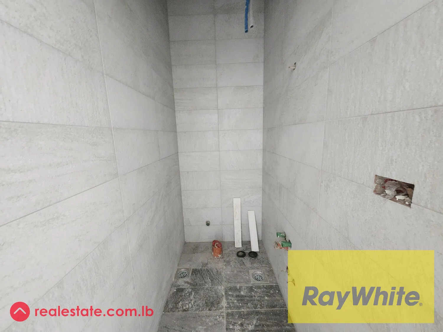 Apartment For Sale In Bsalim — الصورة 3
