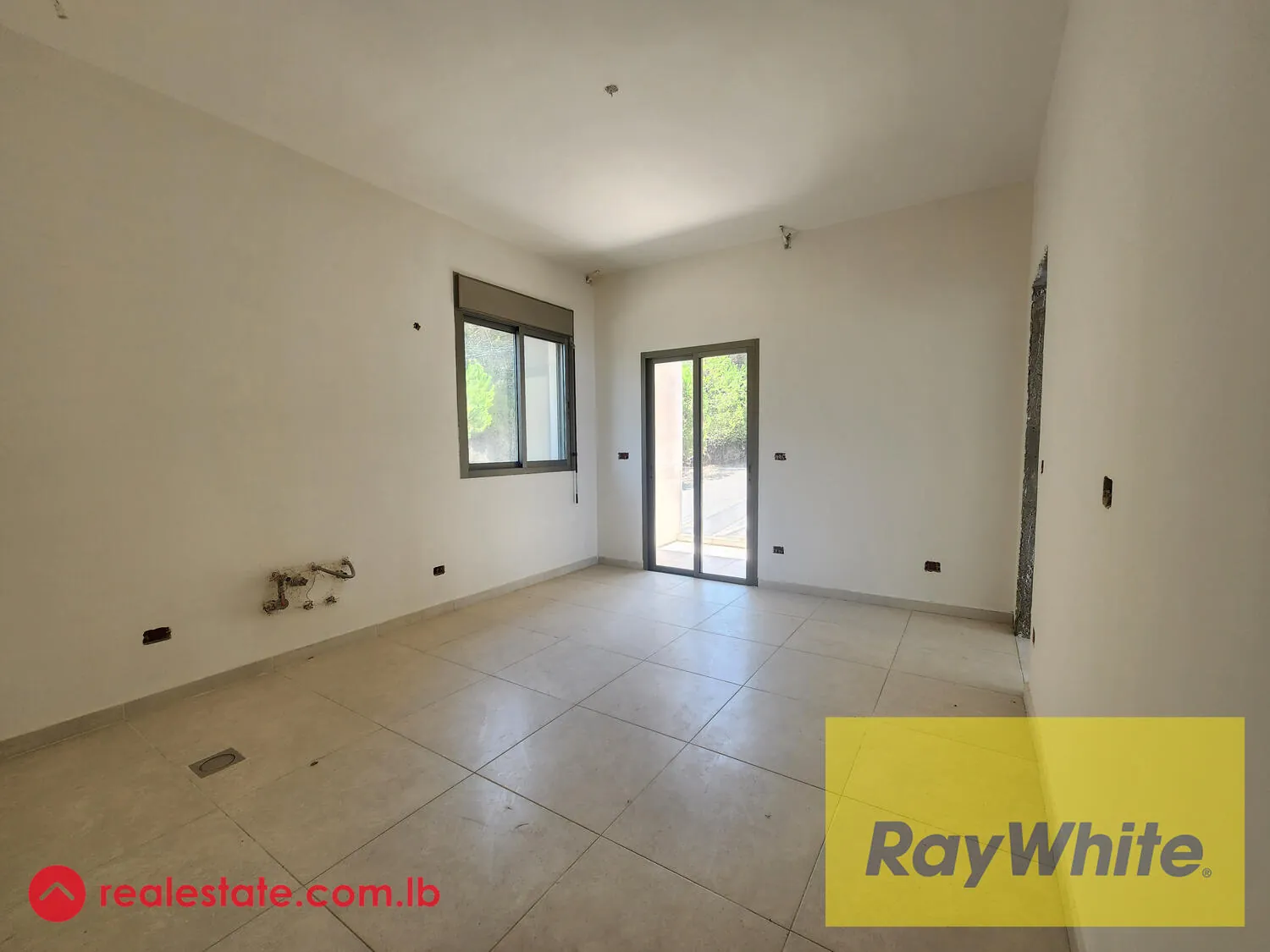 Apartment For Sale In Bsalim