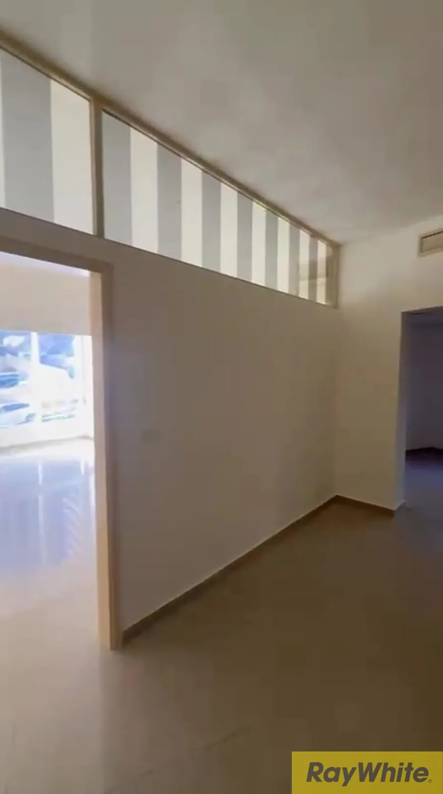 Office For Rent In Rawche — الصورة 3