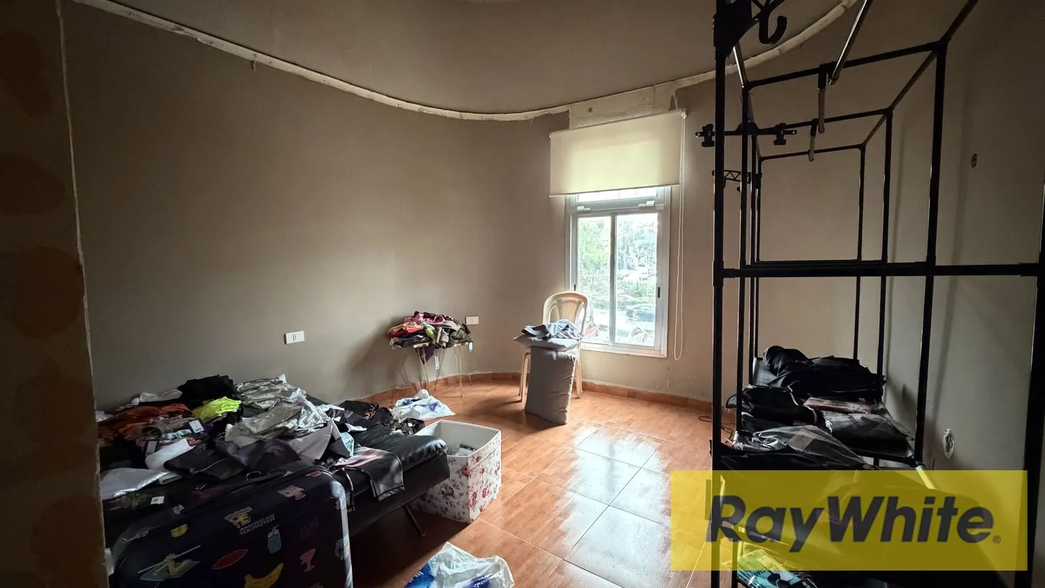 Office For Rent In Jbeil Town — الصورة 3