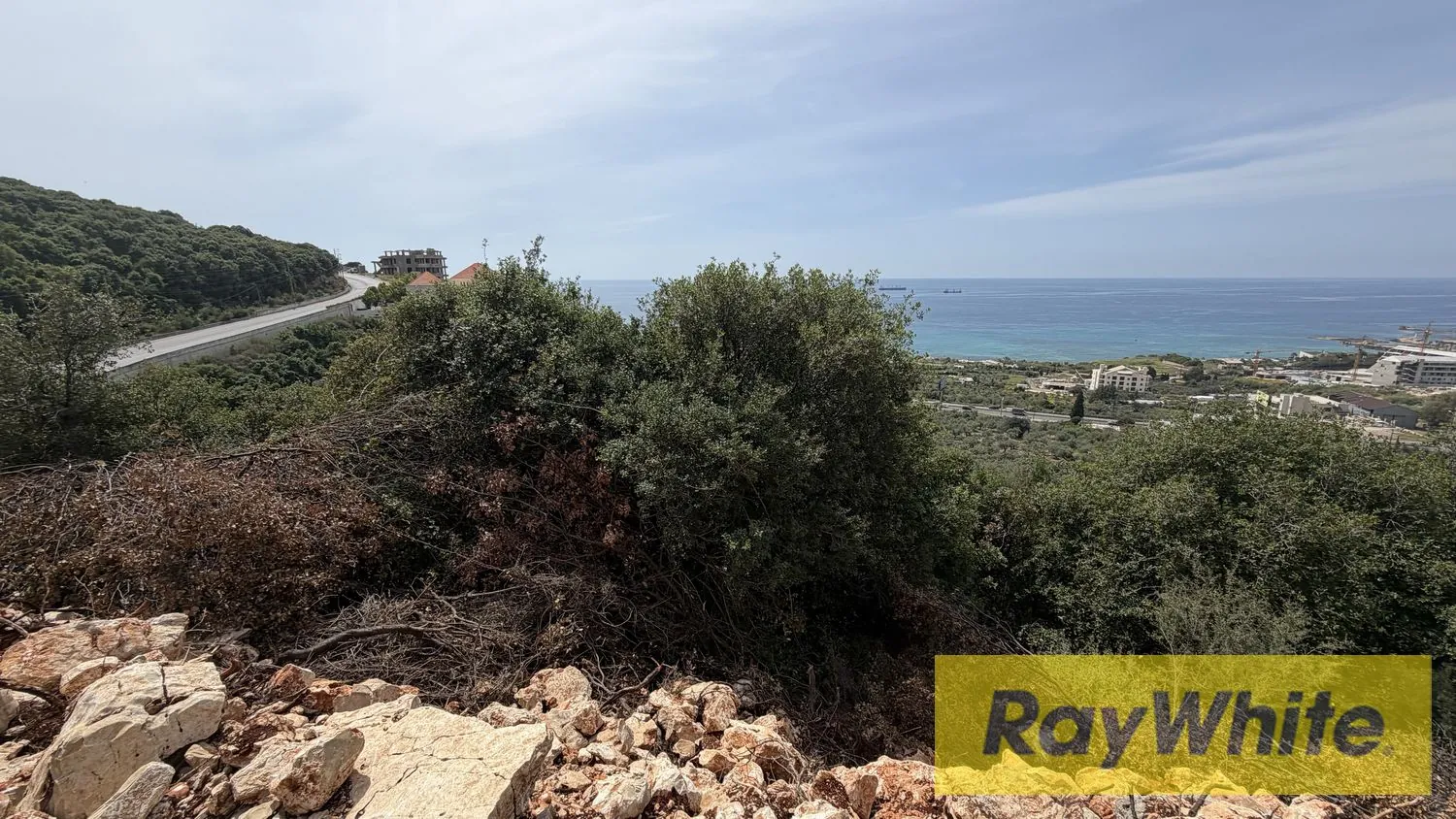 Exclusive Land For Sale In Kfaraabida Batroun — الصورة 3