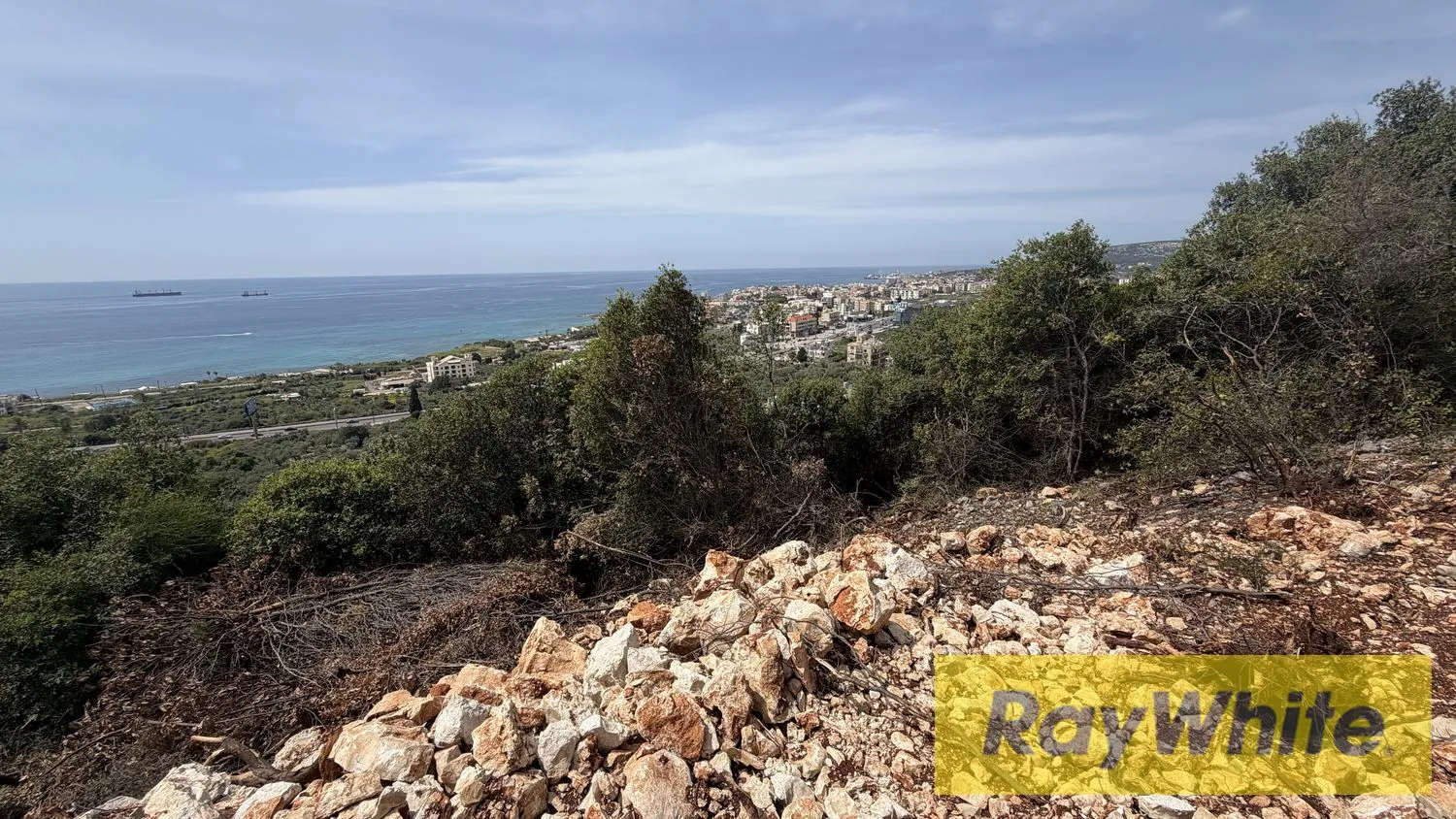 Exclusive Land For Sale In Kfaraabida Batroun — الصورة 4