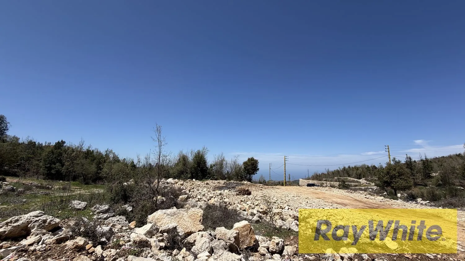 Land For Sale In Mechmech Jbeil — الصورة 2