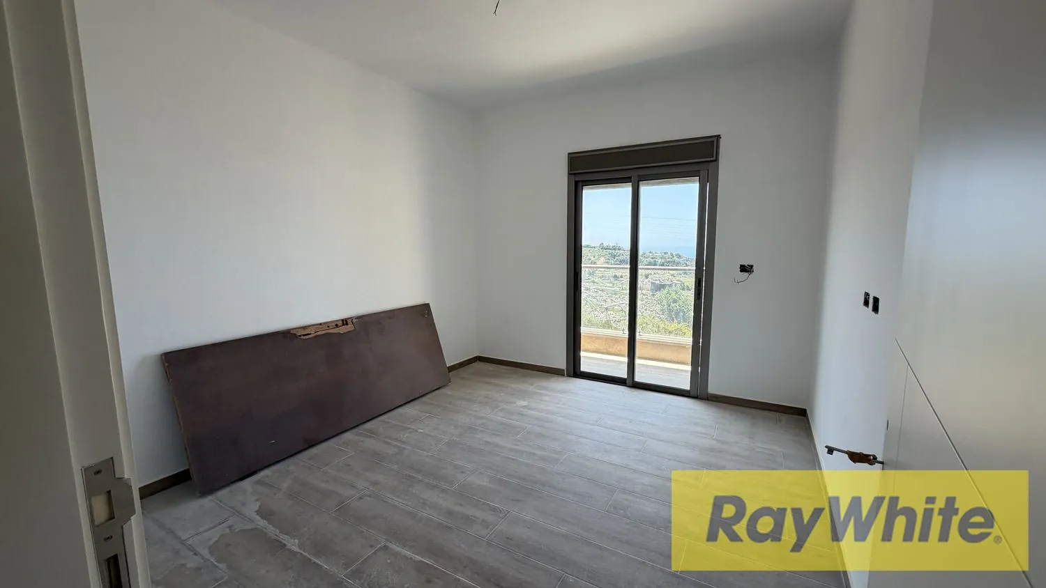 Apartment For Sale In Hboub Jbeil — الصورة 5