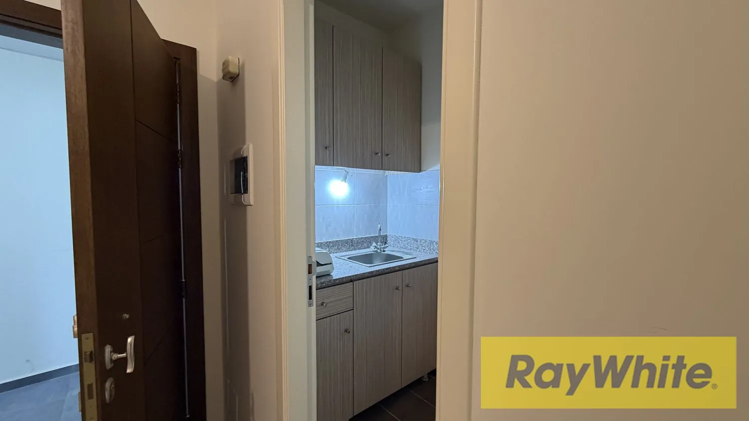 Office For Rent In Jbeil — photo 3