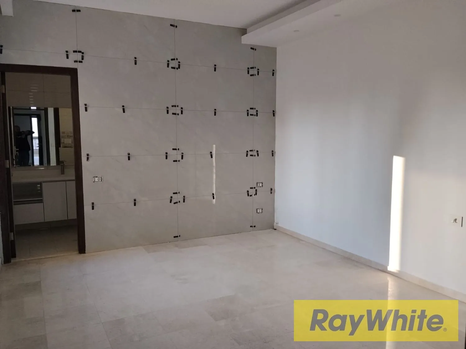 Apartment For Sale In Ras El Nabeh — الصورة 4