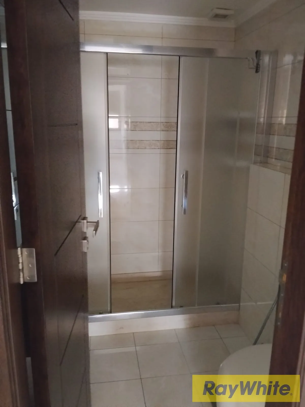 Apartment For Sale In Ras El Nabeh — الصورة 5