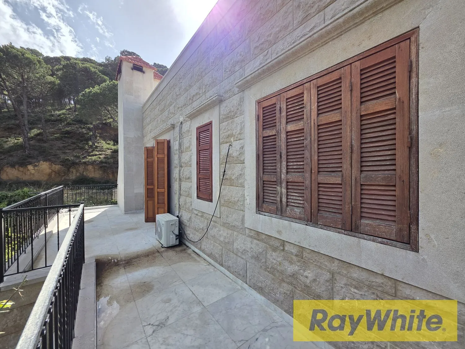 High-end Villa For Sale In Bolonia — photo 5