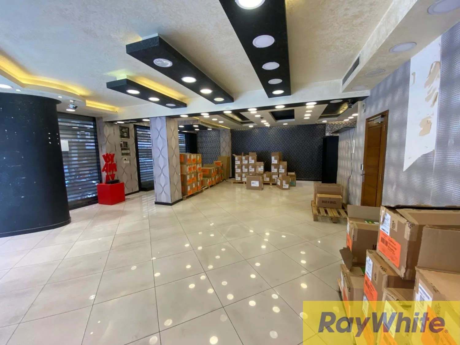Shop For Rent In Hamra