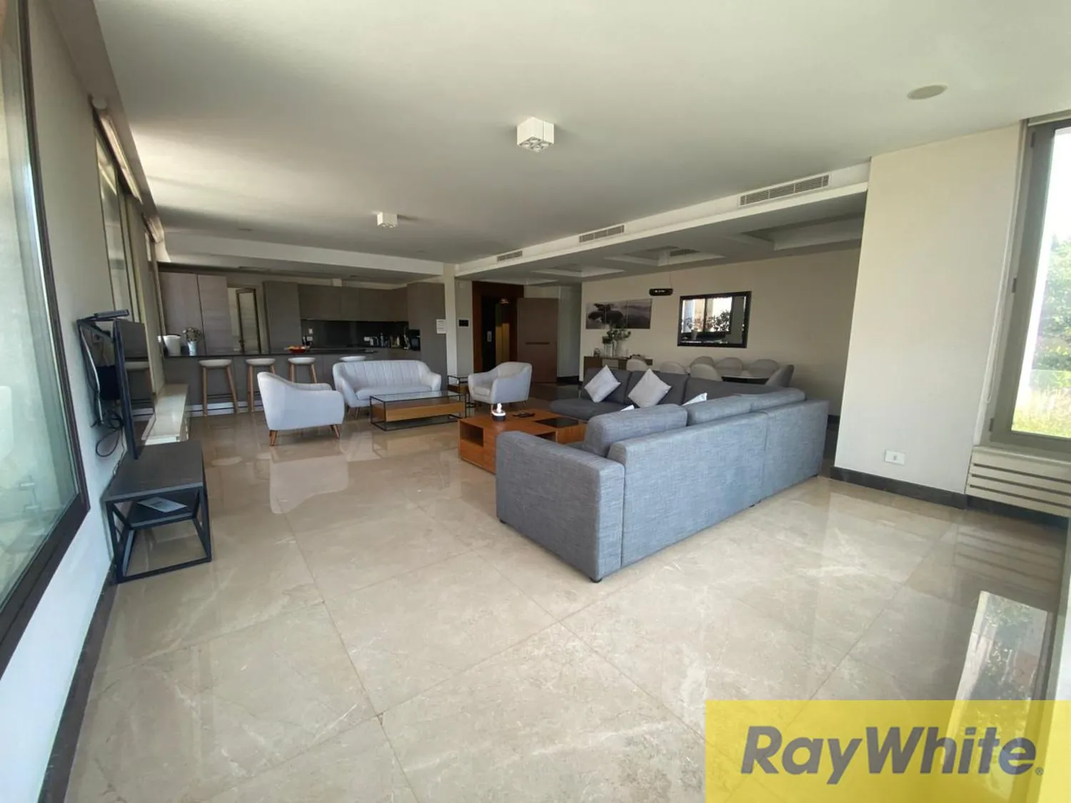 Luxury Apartment For Rent In Hamra