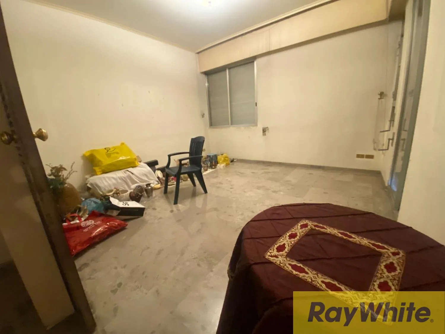 Apartment For Sale In Hamra