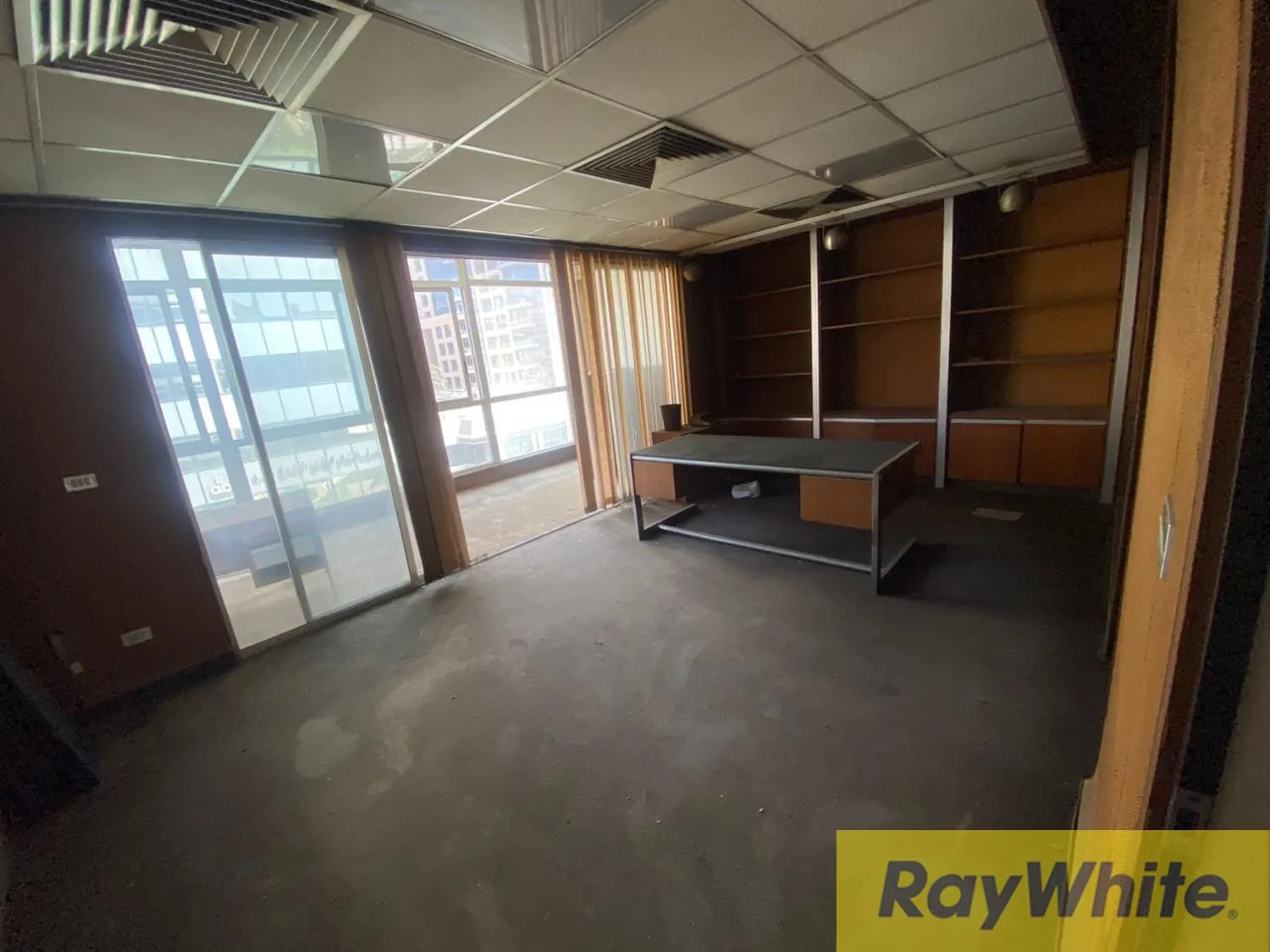Office For Sale In Kantari