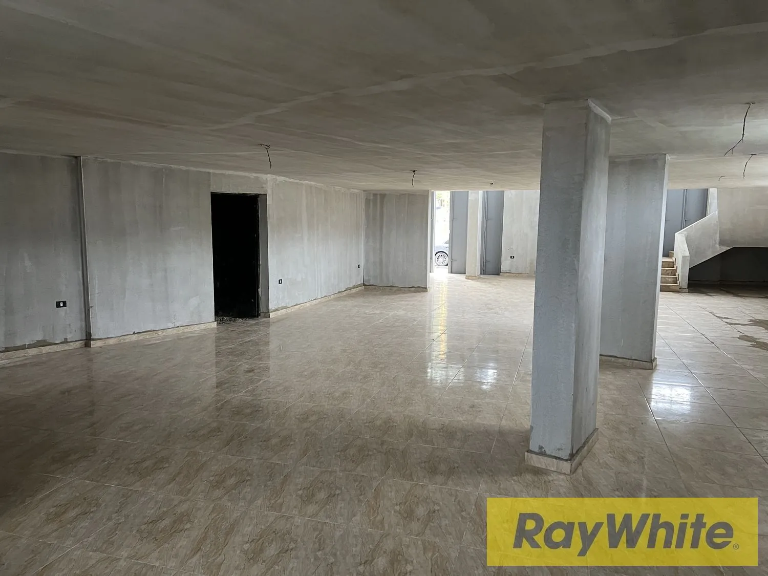 Brand New Shop For Rent Located On Shekka-el Hery Highway. — الصورة 3