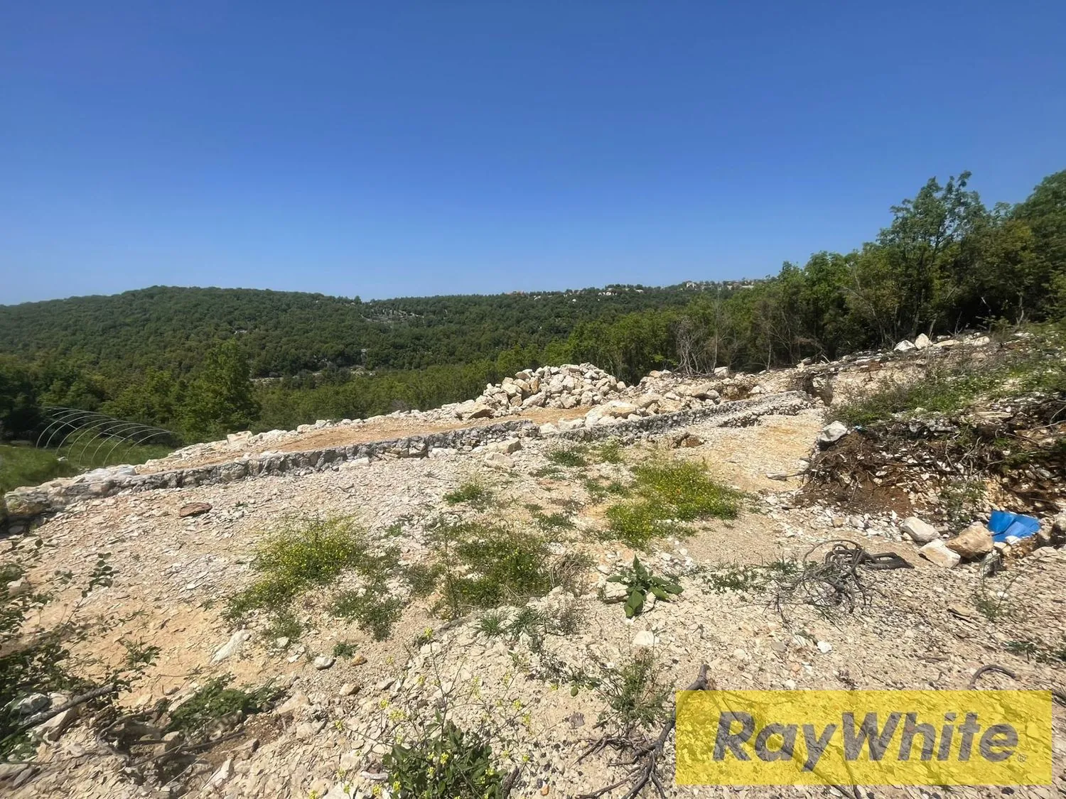 Land For Sale In Mechmech Jbeil — الصورة 4