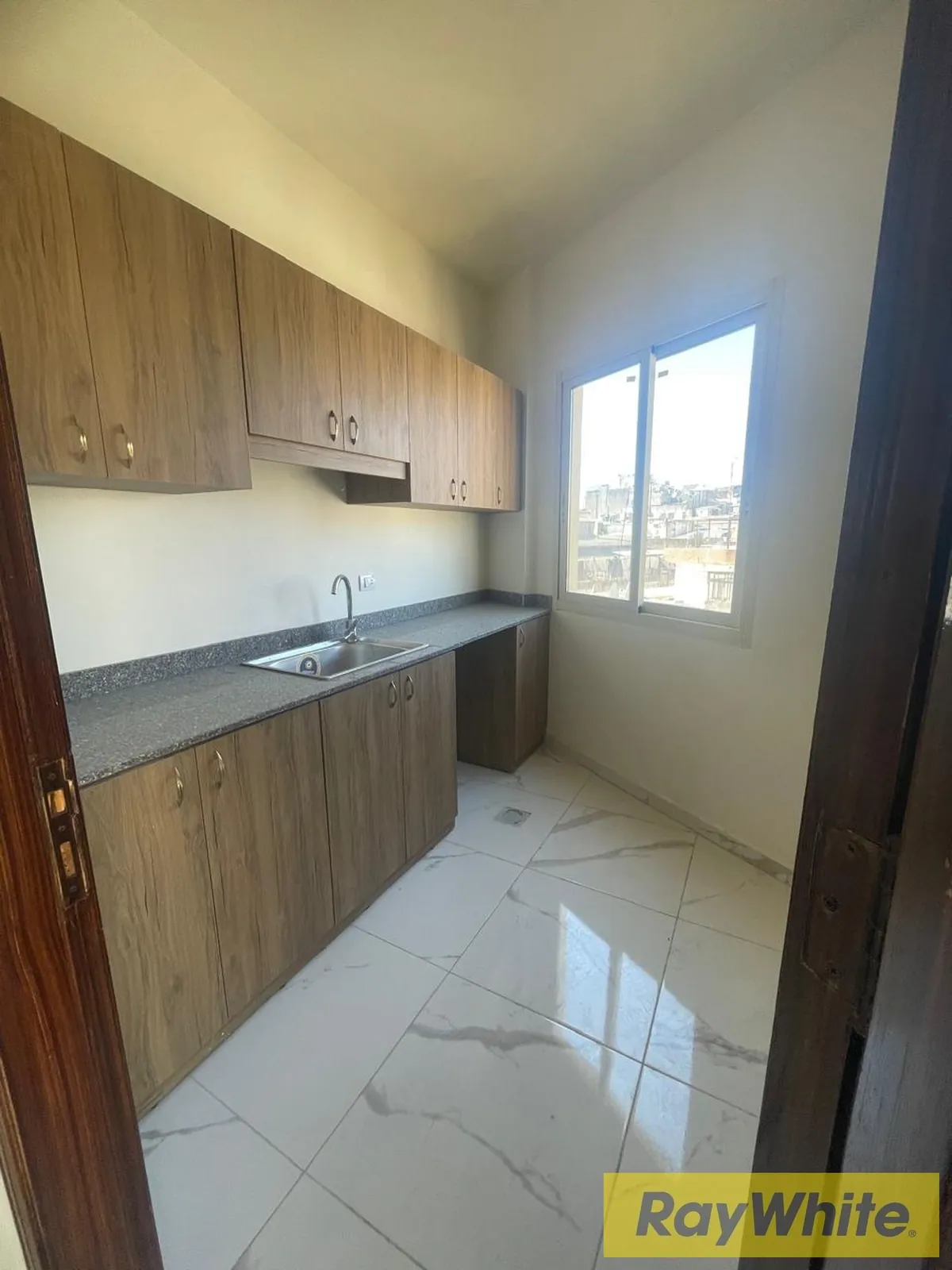 Apartment For Sale In Sed El Bauchrieh — photo 2