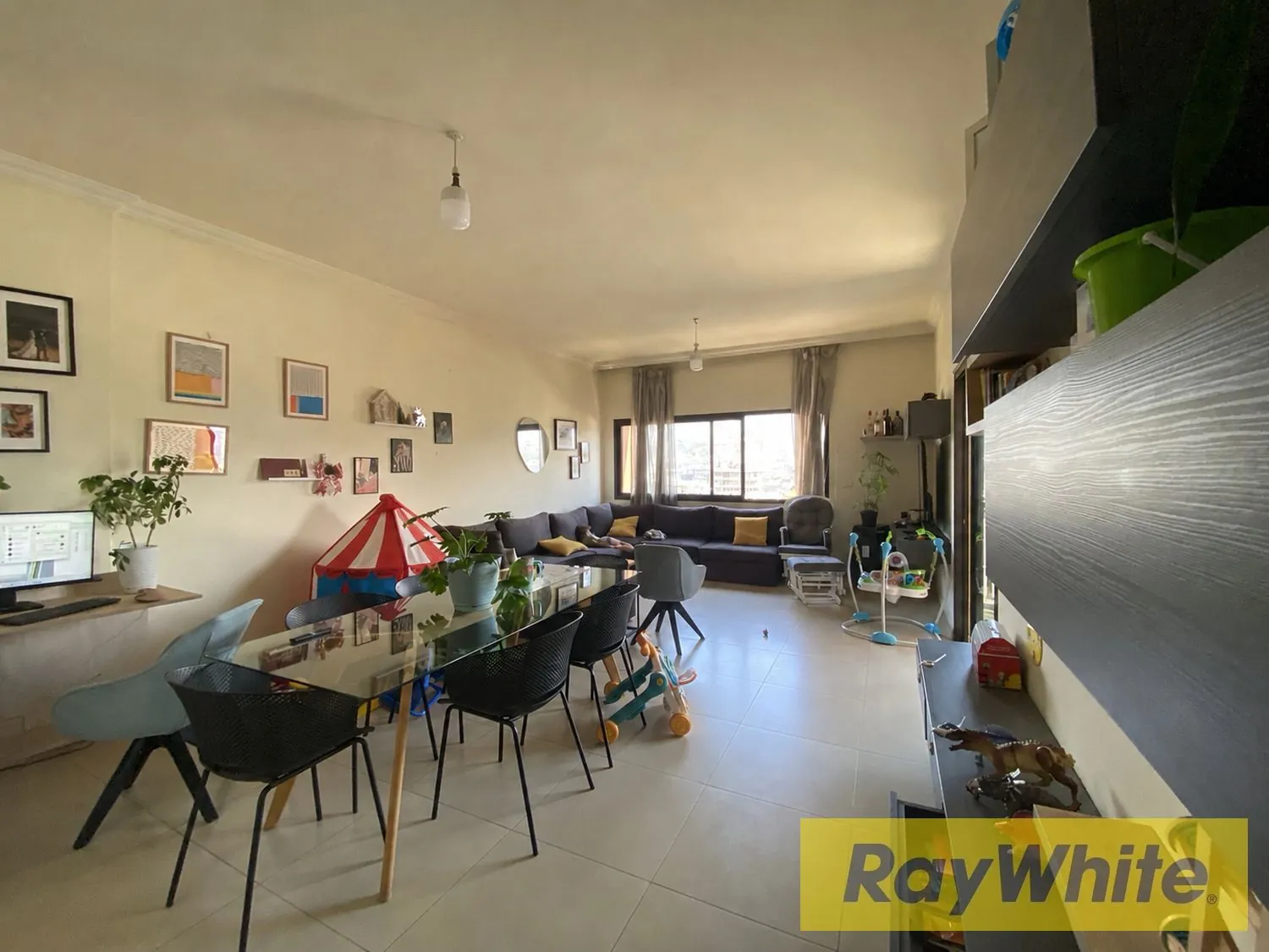 Unfurnished Apartment For Rent In Sin El Fil — الصورة 1