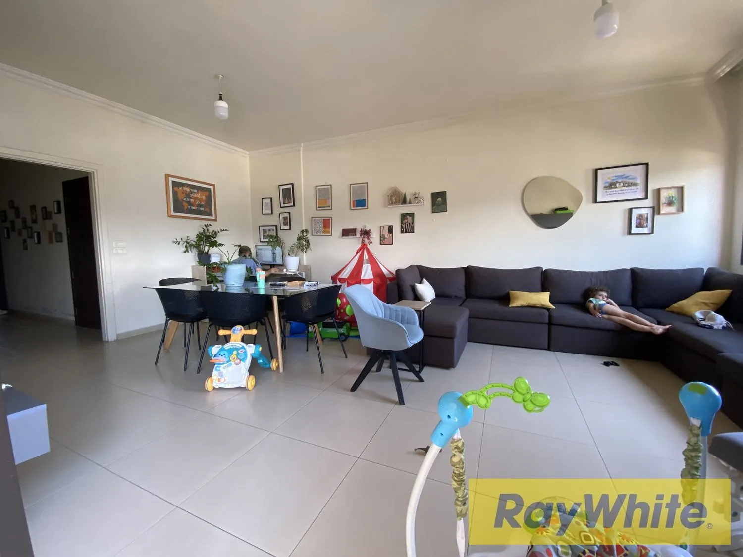 Unfurnished Apartment For Rent In Sin El Fil — الصورة 3