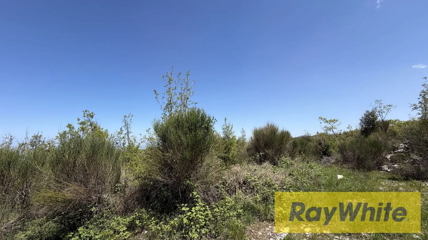 Land For Sale In Mechmech Jbeil With Sea And Mountain View — الصورة 4