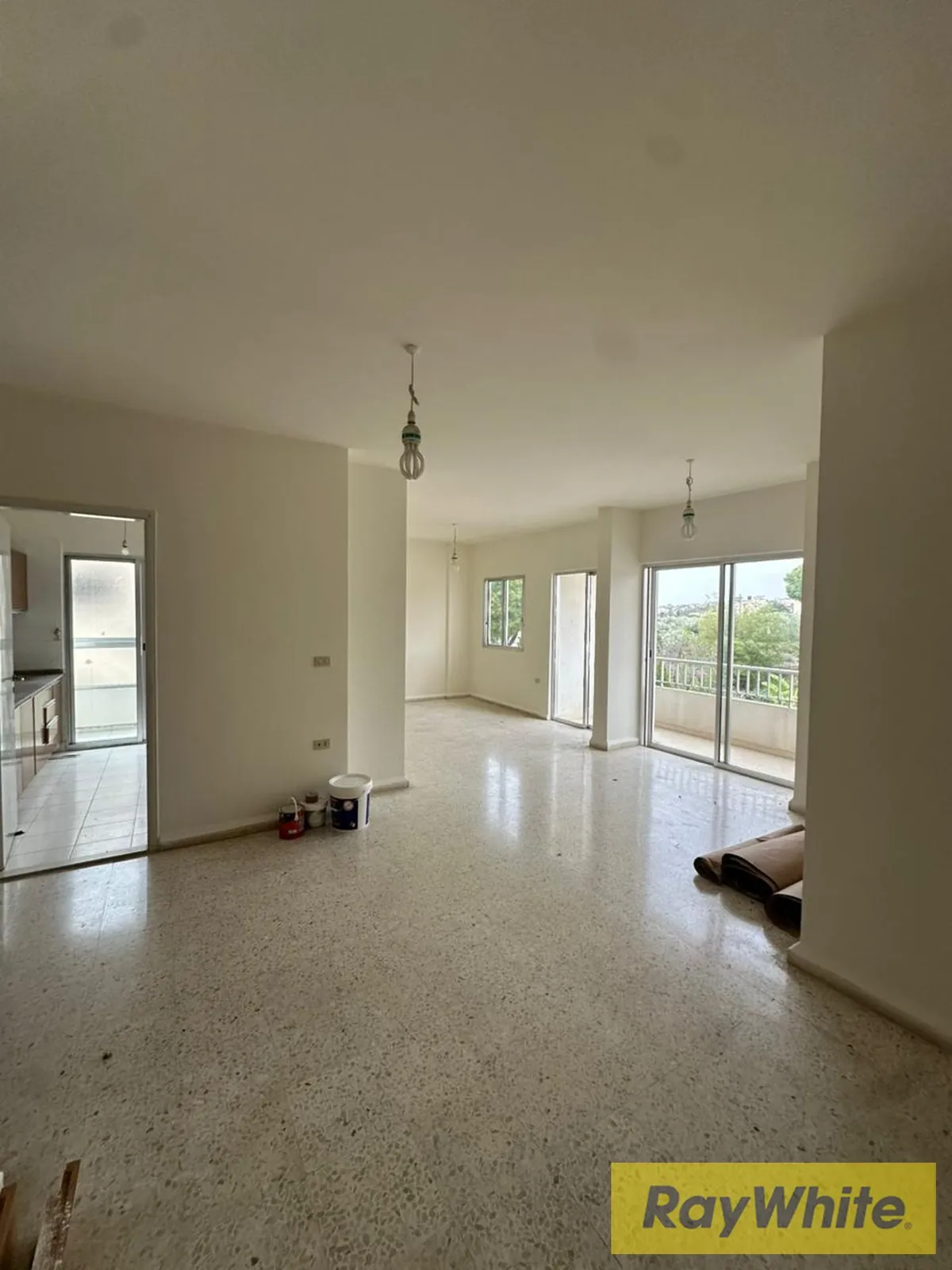 Apartment For Sale In Amchit For Sale