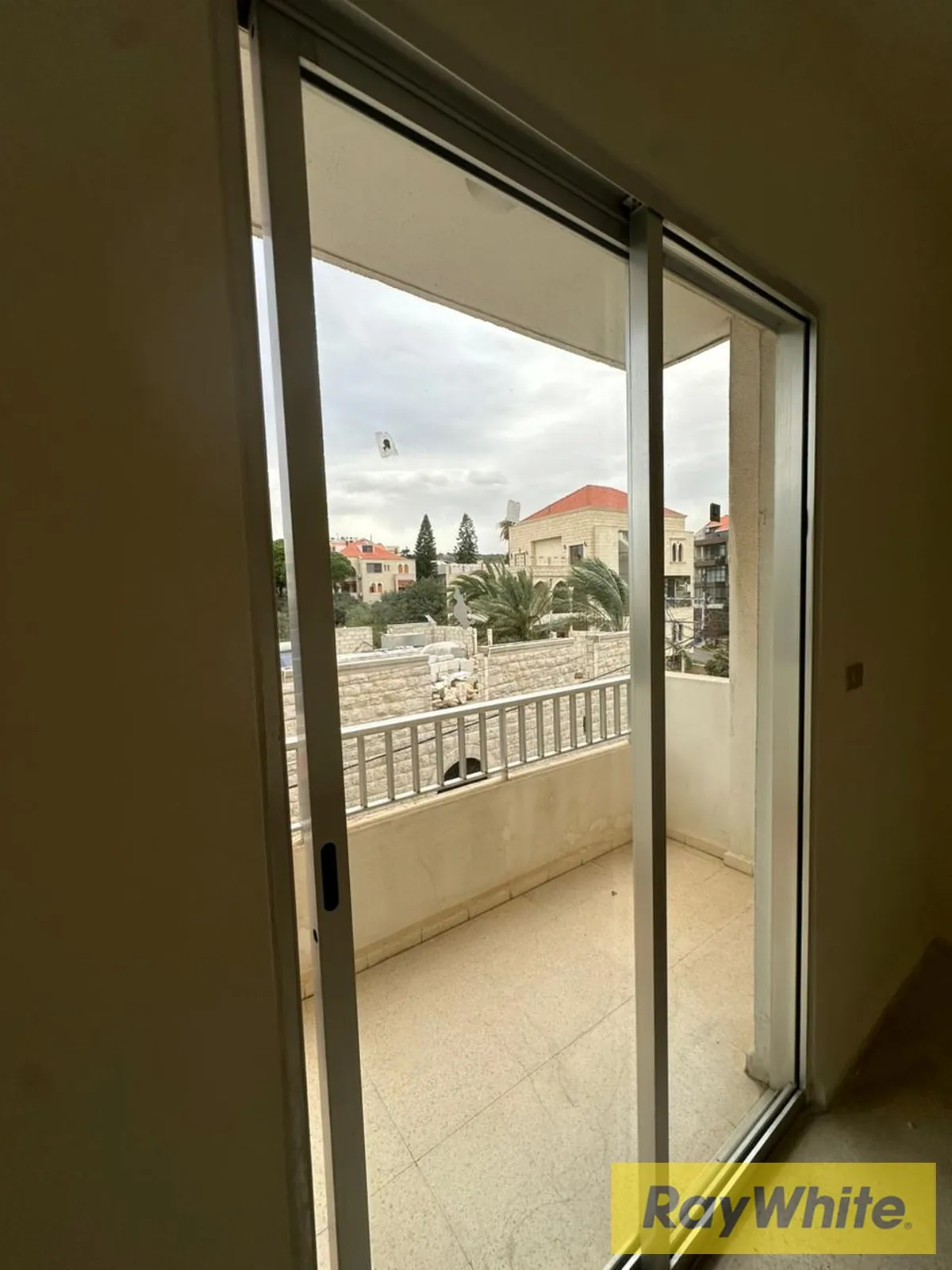 Apartment For Sale In Amchit For Sale — الصورة 5