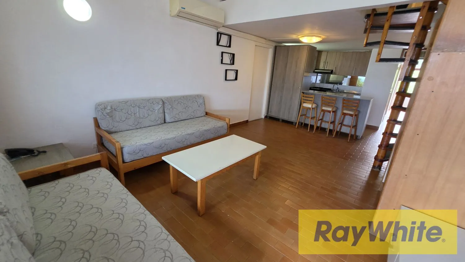 Duplex Chalet For Rent In Safra